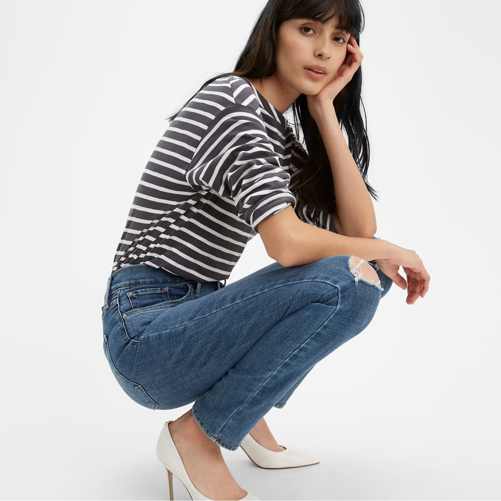 NWT! Levi's Women's 311 Shaping Skinny Jeans - Size: 30 - Picture 3 of 5